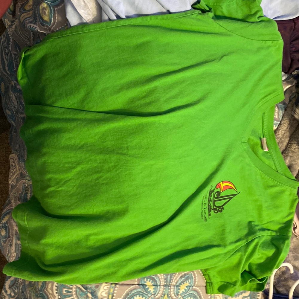 green tee